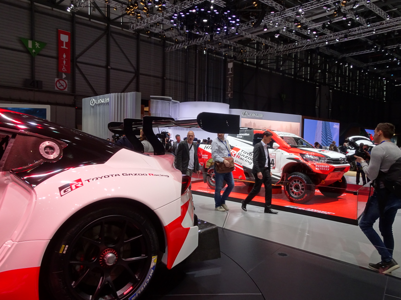 Illustration for article titled The Many Outrageous Wings Of The Geneva Motor Show